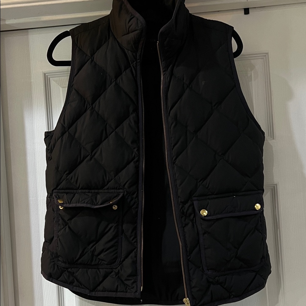 J CREW Down Filled Black Excursion Quilted Vest Gold Metal